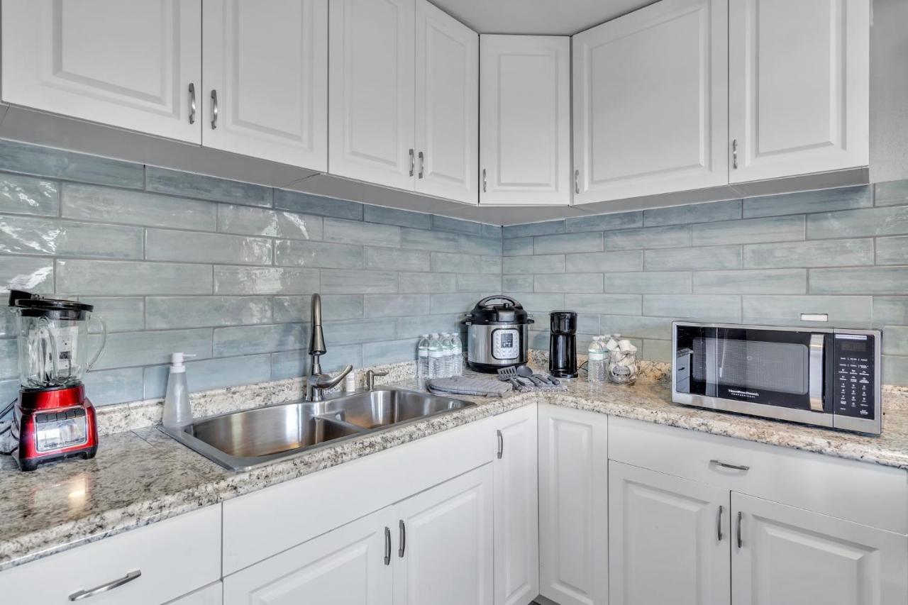 Downtown Single Family Modern Bungalow Close To Beaches And Dining Home Sarasota Bagian luar foto