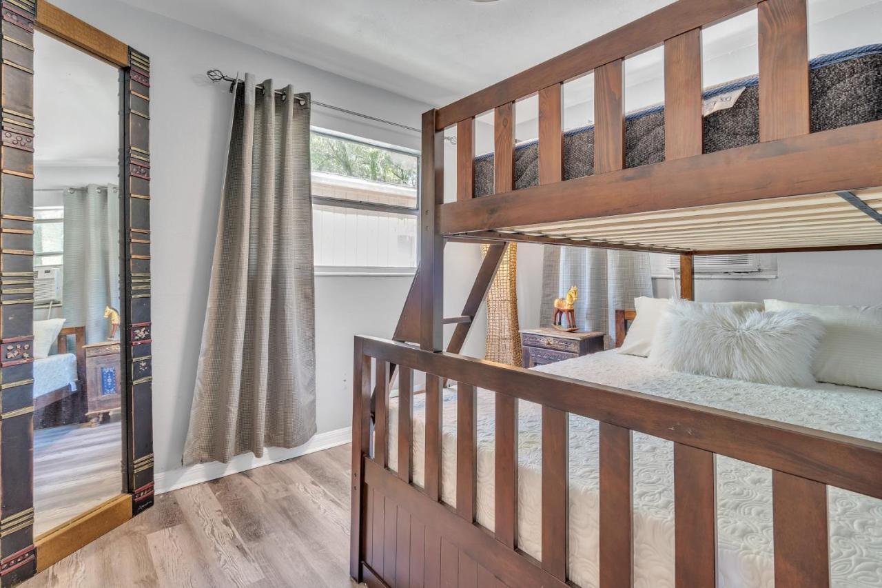 Downtown Single Family Modern Bungalow Close To Beaches And Dining Home Sarasota Bagian luar foto